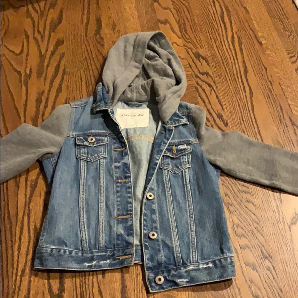 jean jacket with sweatshirt sleeves